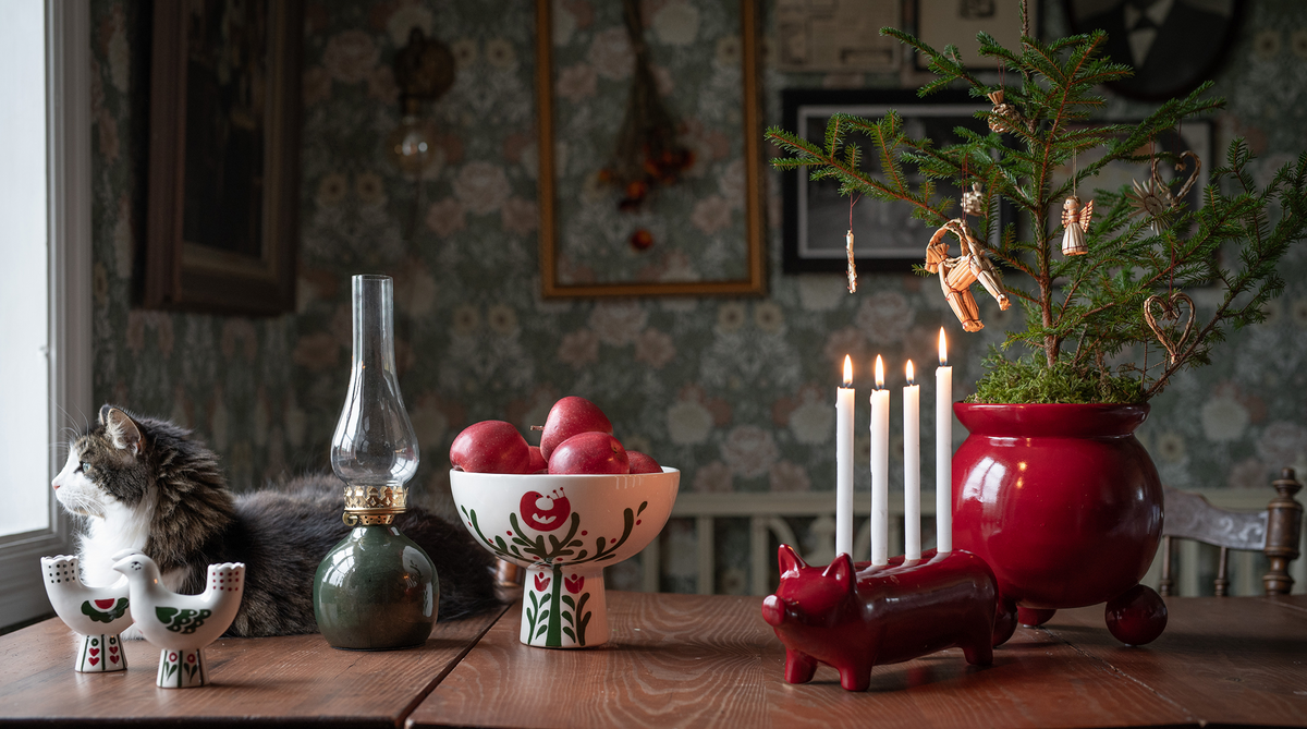 CHRISTMAS TRADITIONS